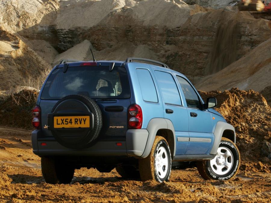  Jeep Cherokee Pioneer 2005 года  (фото 2 из 4)